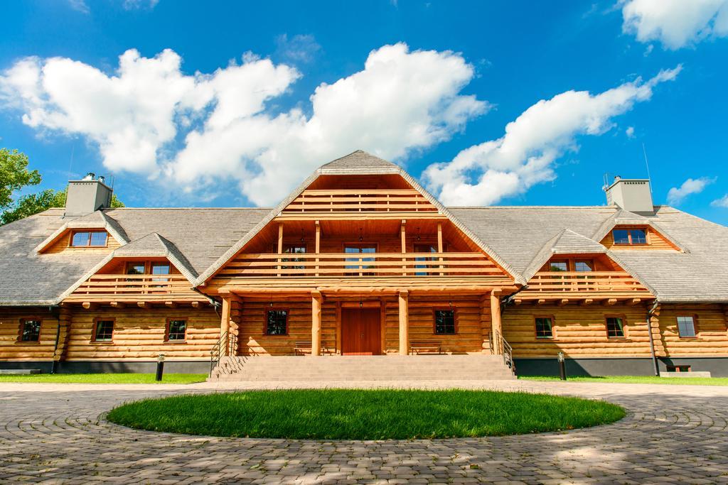 Hotel Przy Dworze Lesna Podlaska Bagian luar foto