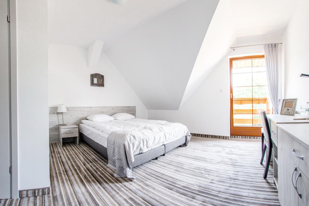 Hotel Przy Dworze Lesna Podlaska Ruang foto